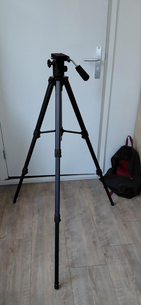 Revue 1642 Camerastatief met draag tas, Ophalen of Verzenden, Gebruikt, Minder dan 150 cm, Driepoot