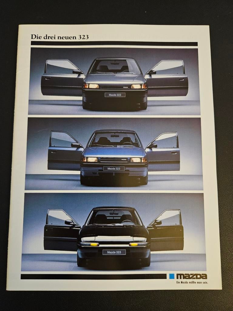 Brochure Mazda 323 1989 incl 323 F, Ophalen of Verzenden, Zo goed als nieuw, Mazda