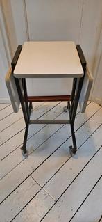 Jaren 50 /60 type tafeltje,  uitklaptafeltje, Huis en Inrichting, Tafels | Bijzettafels, Ophalen, Minder dan 55 cm, Gebruikt, 60 cm of meer