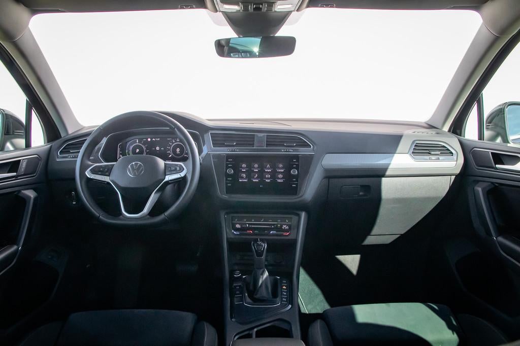 Volkswagen Tiguan 1.4 TSI eHybrid R-line Bns+ Pano | Stoelve, Auto's, Automaat, Euro 6, Zwart, Origineel Nederlands