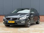 Volvo V60 2.0 D3 150pk Navigatie / Trekhaak, Auto's, Voorwielaandrijving, Gebruikt, Euro 6, 4 cilinders