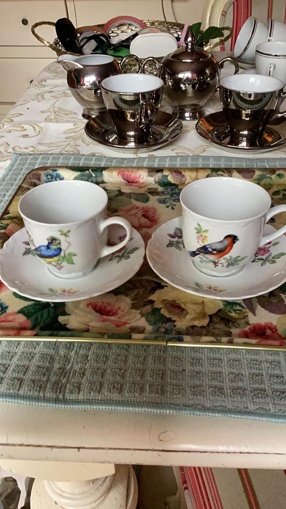 Kop en schotels oud puntgaaf, Verzenden