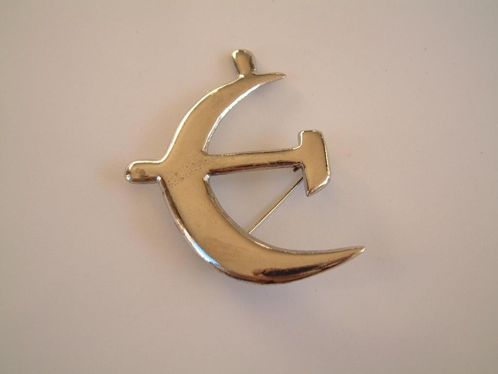 vintage broche hamer en sikkel zilverkleurig, Ophalen of Verzenden, Zo goed als nieuw, Zilver, Overige materialen