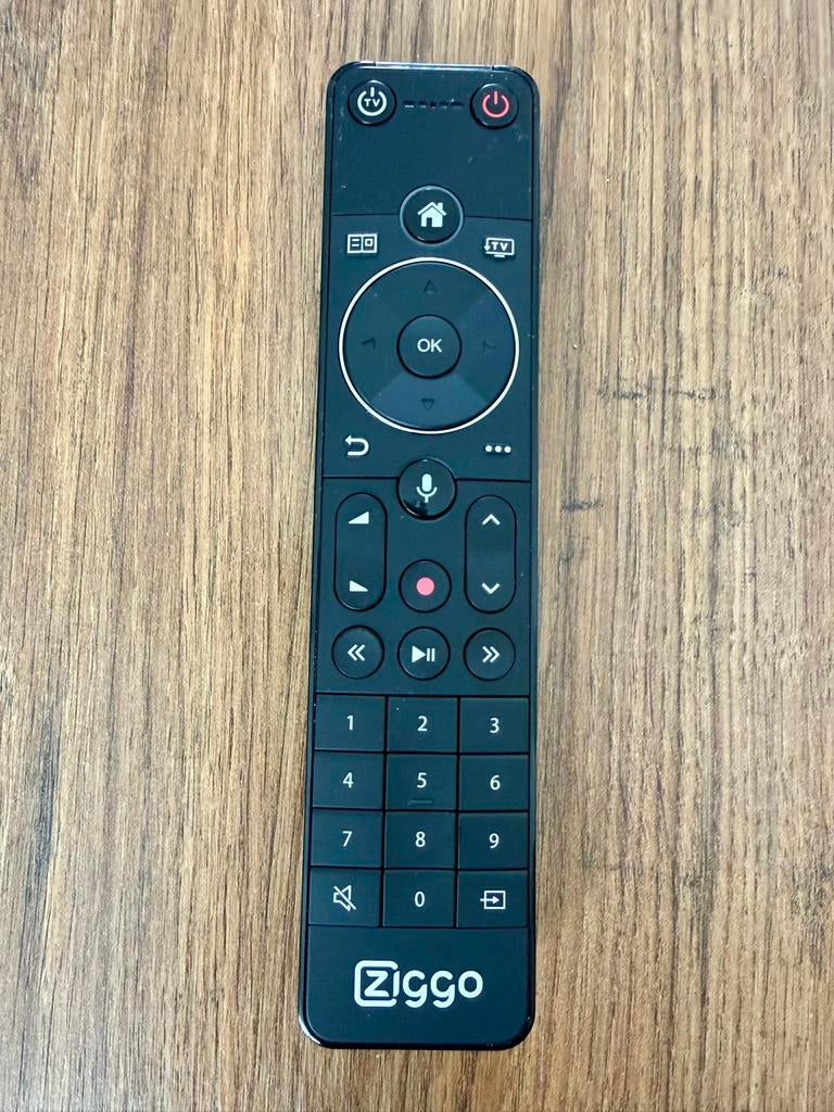 Ziggo afstandsbediening met voice control, Ophalen of Verzenden, Gebruikt, Origineel