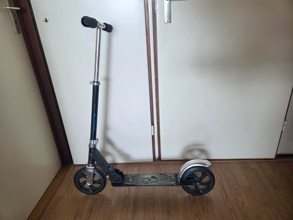 Step 200mm grote wielen, Fietsen en Brommers, Steps, Gebruikt, Gewone step, Ophalen