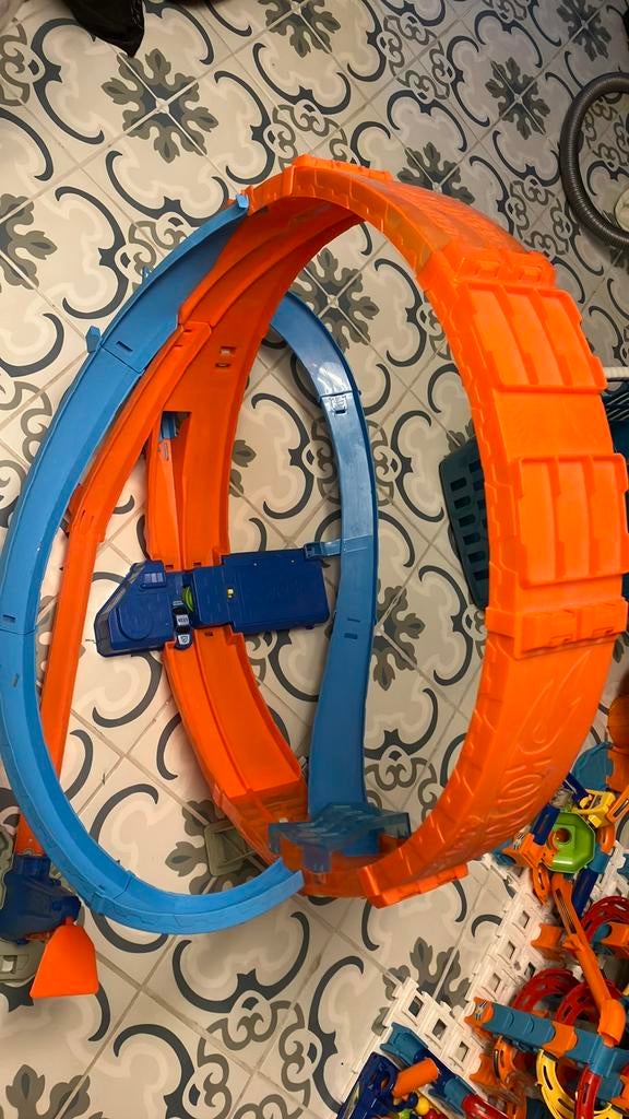 Hot wheels action wervelende looping, Ophalen of Verzenden, Zo goed als nieuw