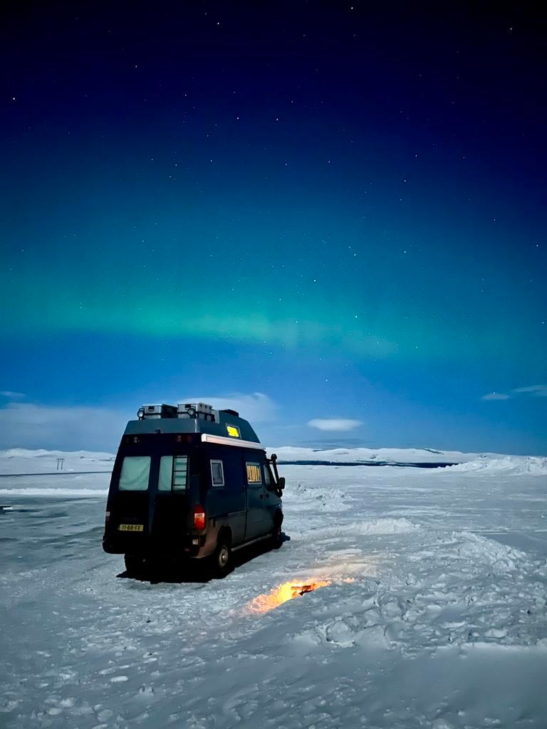 4x4 Mercedes Sprinter camper (ex overheid), Caravans en Kamperen, Campers, Koelkast, Tot en met 2, Mercedes-Benz, Particulier