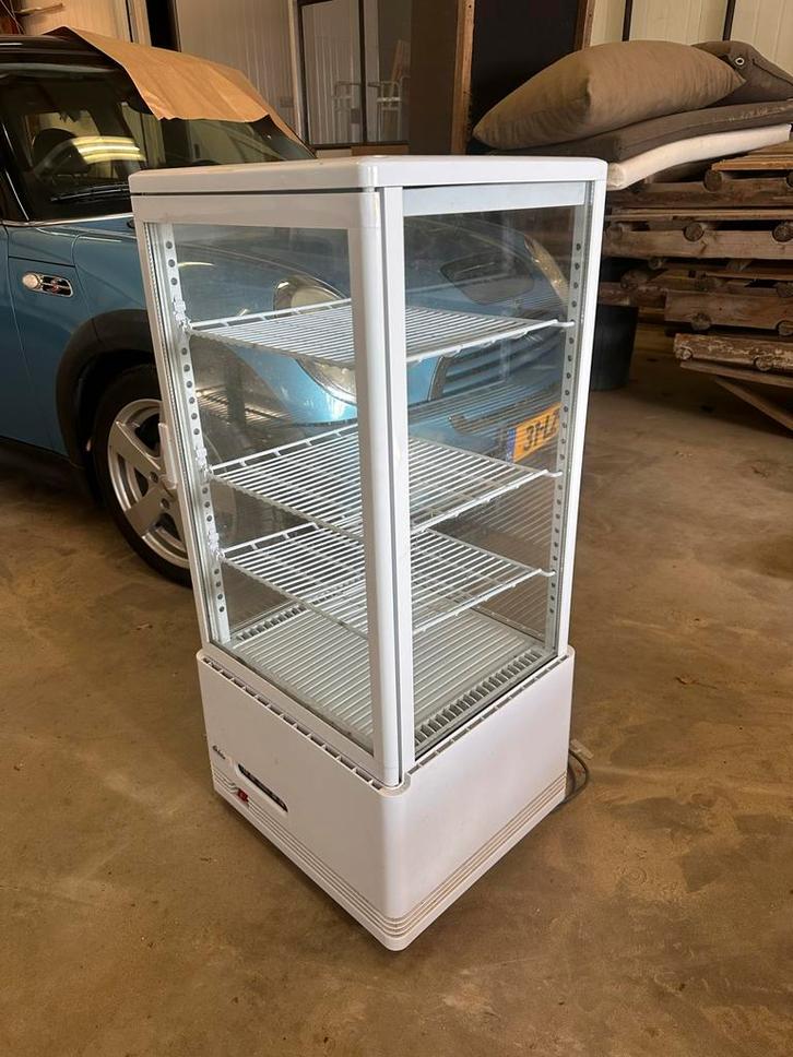 Gekoelde Vitrinekast - Perfect voor Horeca, Witgoed en Apparatuur, Koelkasten en IJskasten, Gebruikt, Ophalen
