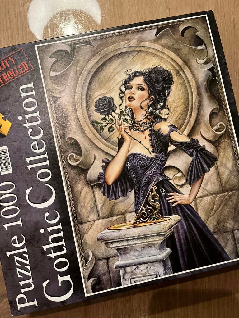 Mooie puzzel Gothic Black rose 1000 stukjes, Ophalen of Verzenden, 500 t/m 1500 stukjes