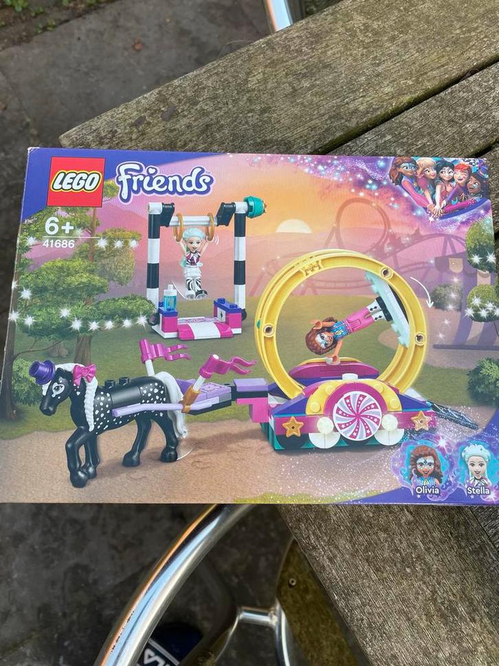 Lego Friends 41686 Magische Acrobatiek - Complete set, Kinderen en Baby's, Speelgoed | Duplo en Lego, Zo goed als nieuw, Lego
