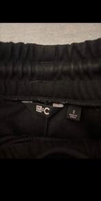 Uniqlo joggingsbroek - Nooit gedragen, Ophalen of Verzenden, Nieuw, Maat 36 (S), Zwart