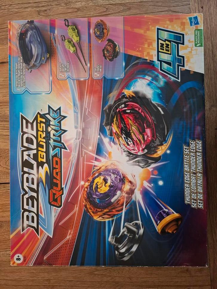 Beyblade Burst QuadStrike Thunder Edge Battle Set, Kinderen en Baby's, Speelgoed | Overig, Zo goed als nieuw, Jongen of Meisje
