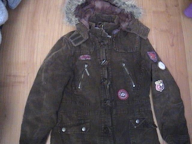 C&A HERE & THERE bruine winterjas ribstof voor meisje 164, Kinderen en Baby's, Kinderkleding | Maat 164, Gebruikt, C&A, Meisje
