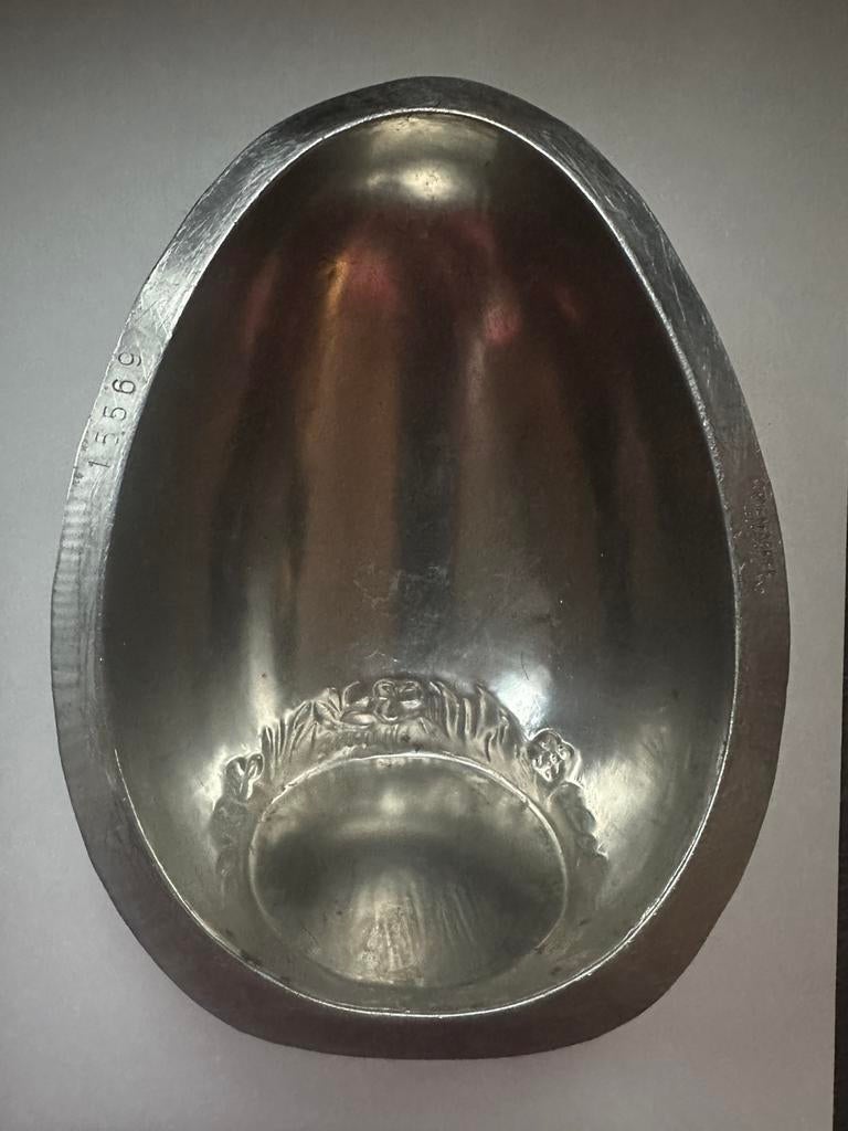 Oude chocolade paasei vorm, Ophalen of Verzenden