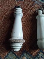 2 Antieke Porseleinen WC Trekkers - Jaren 1880 en 1930, Ophalen of Verzenden
