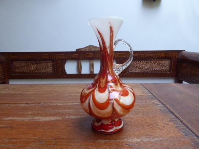 Vintage opaline vaas met handgreep, 29 cm. Italie, Ophalen of Verzenden