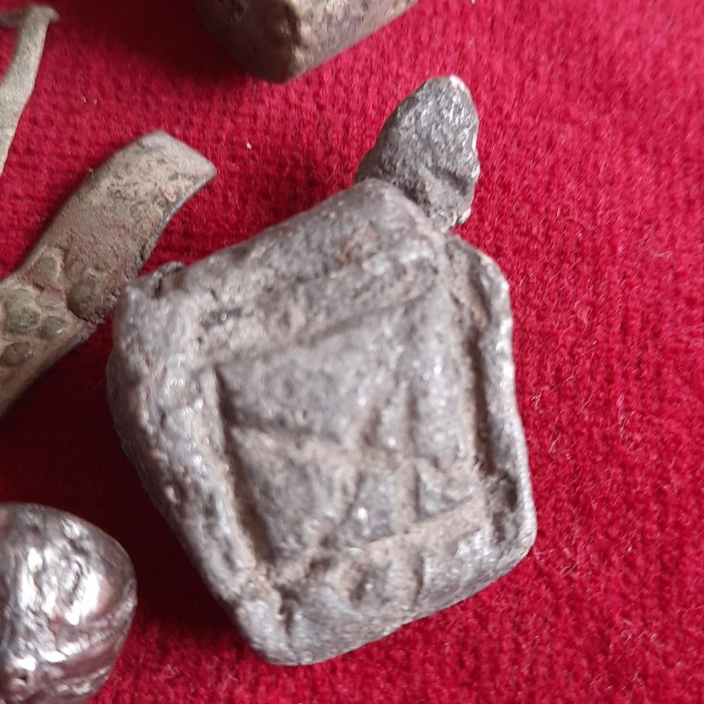 Bodemvondst Friesland: Lot Kleine Detectorvondsten, Verzenden