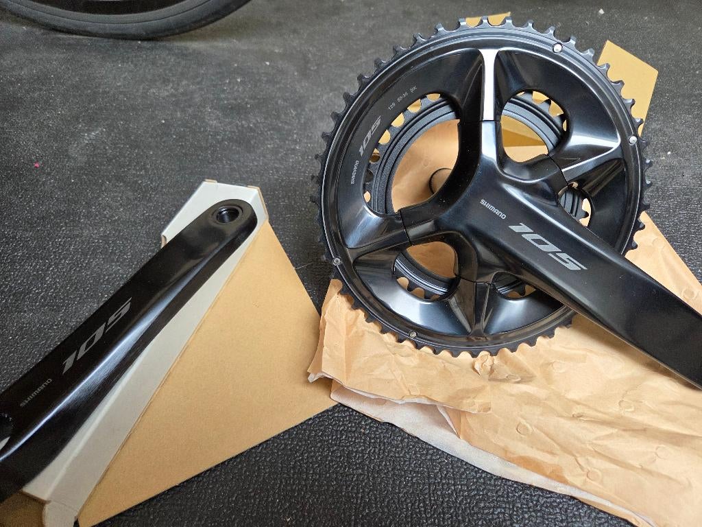 Shimano 105 crankstel FC-R7100, Crankstel of Pedalen, Nieuw, Ophalen of Verzenden, Aluminium