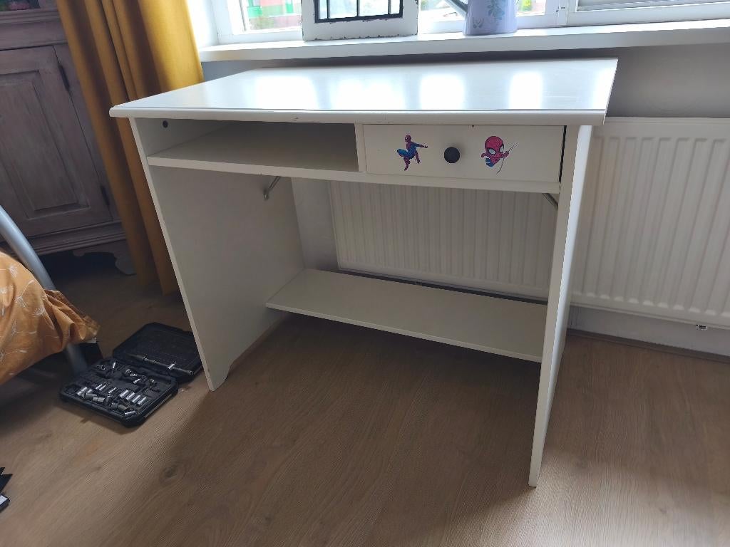 Gratis bureautje, Huis en Inrichting, Bureaus, Ophalen, Gebruikt