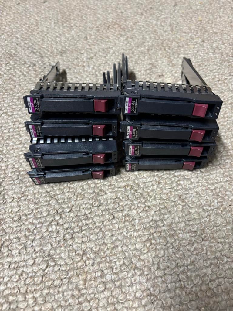 HP bracket / caddy 2,5 inch voor Proliant G6, G7 servers, Computers en Software, Servers, Ophalen of Verzenden, Gebruikt