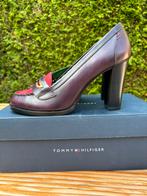 Nieuwe Tommy Hilfiger pumps maat 39, Ophalen of Verzenden, Nieuw, Rood