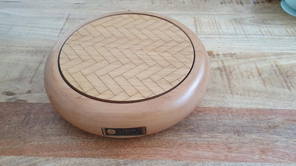 Exclusieve Steiff & Reuge muziekdoos 2 melodieën visgraat, Verzamelen, Beren en Cherished Teddies, Ophalen, Zo goed als nieuw