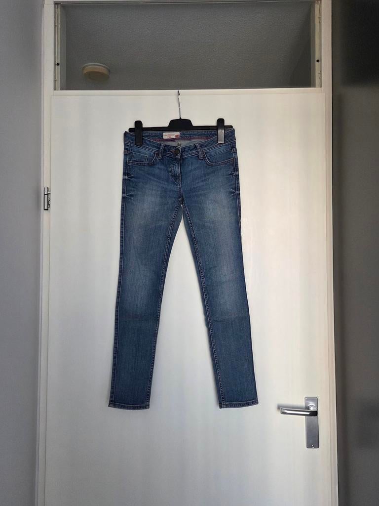 Super skinny jeans van Clockhouse, Blauw, Ophalen of Verzenden, Zo goed als nieuw, Clockhouse