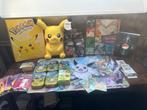 Grote partij Pokémon spullen en kaarten, Hobby en Vrije tijd, Verzamelkaartspellen | Pokémon, Ophalen of Verzenden, Gebruikt, Overige typen