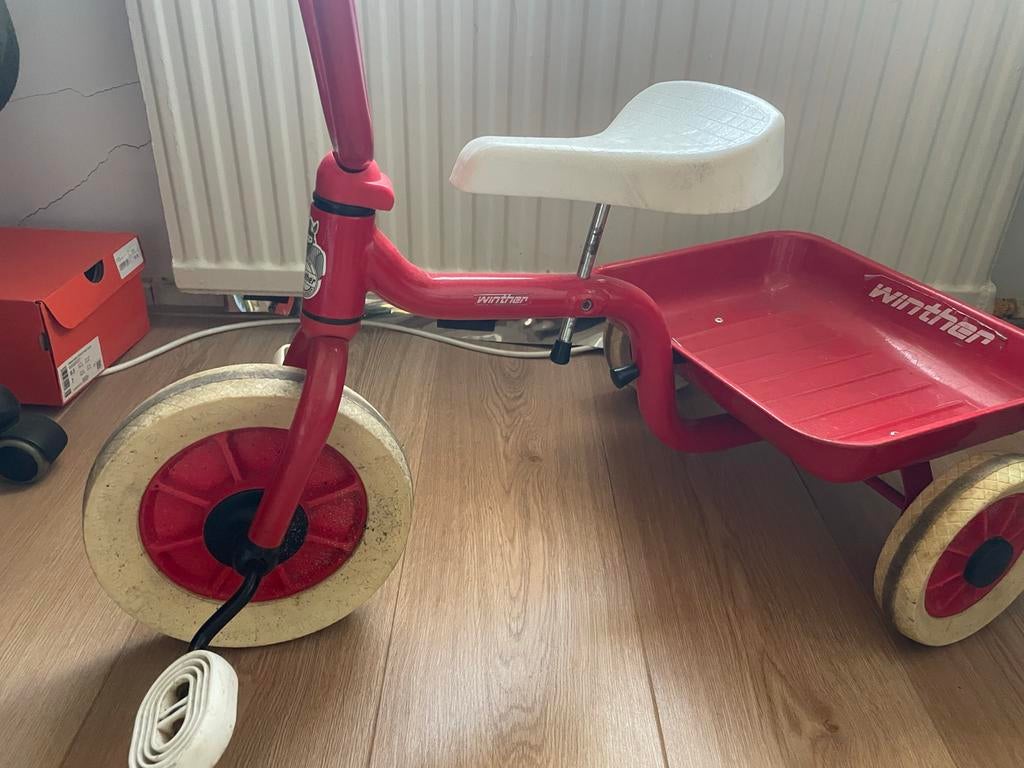 Winther driewieler, rood met witte zitting, Fietsen en Brommers, Fietsen | Driewielers, Gebruikt, Ophalen