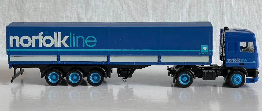 Herpa: DAF 95 met huiftrailer "norfolkline", Ophalen of Verzenden, Zo goed als nieuw, Bus of Vrachtwagen, Herpa