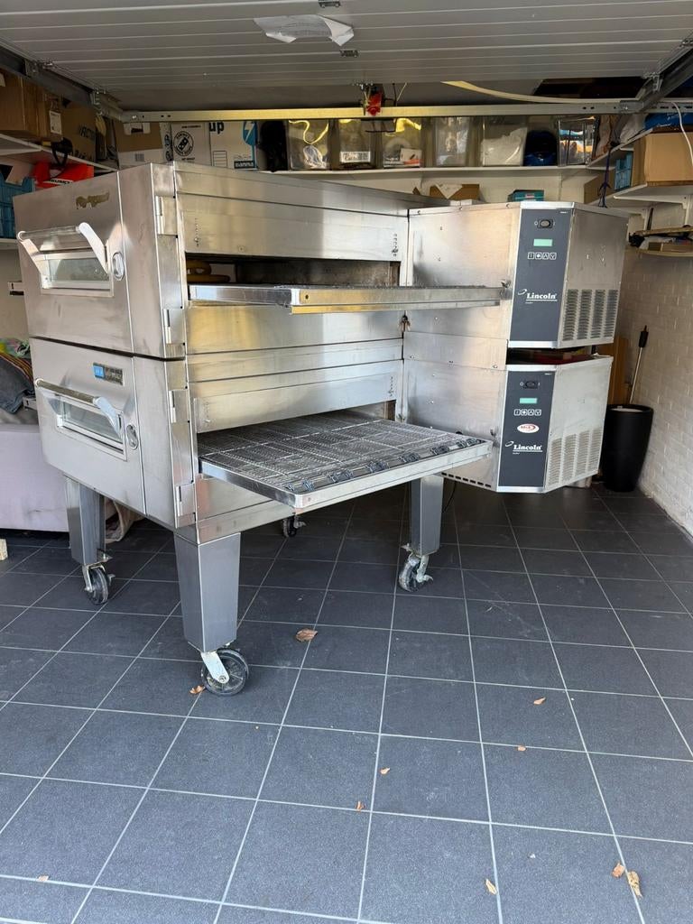 2 X Professionele Lincoln Pizza Doorschuifoven - Horeca, Ophalen, Gebruikt, Ovens, Magnetrons en Steamers