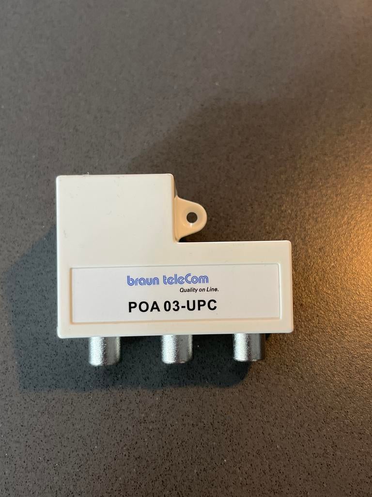 Braun Telecom Coax Splitter POA 03-UPC, Ophalen of Verzenden, Gebruikt, Coaxiale kabel