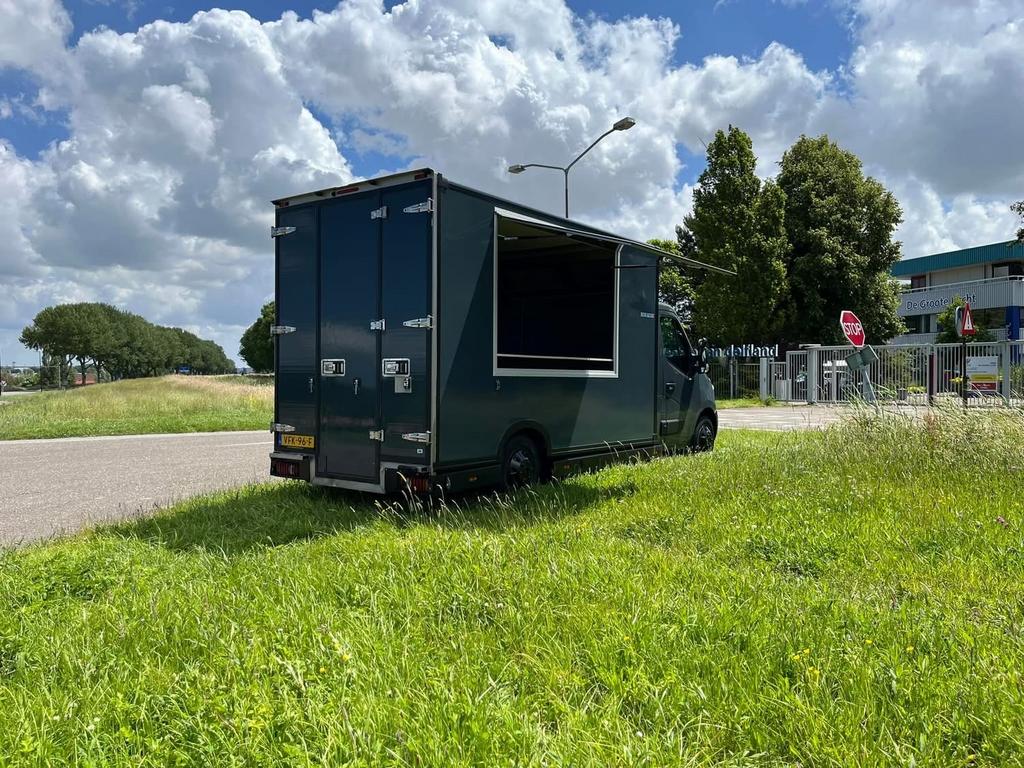 Food truck Renault Master 2021 Grijs food truck, Auto's, Automaat, Achterwielaandrijving, 4 cilinders, Renault