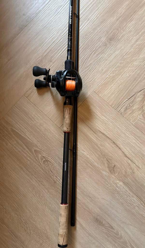 Shimano yasei BB pike + spro OX BC reel, Watersport en Boten, Hengelsport | Roofvissen, Ophalen, Zo goed als nieuw, Complete set