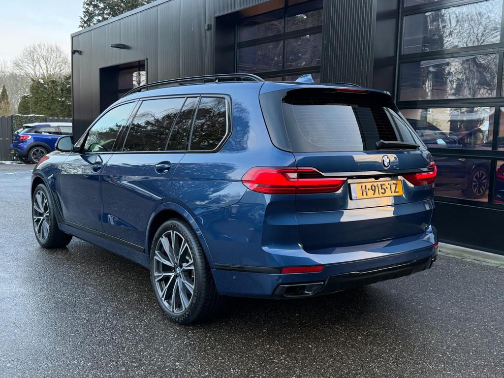 BMW X7 XDrive40i Individual Laser SkyLounge 7-Persoons, Auto's, BMW, Automaat, Gebruikt, Blauw, 7 stoelen