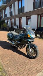 Honda NT650 Deauville V uit 2001, 2 cilinders, Cardan-aandrijving, Motorrijbewijs A, Particulier