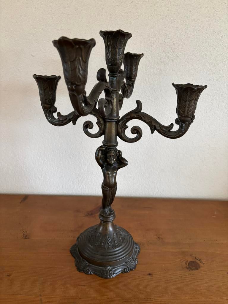 Brocante koperen kandelaar met cherubijn, Ophalen of Verzenden, Gebruikt