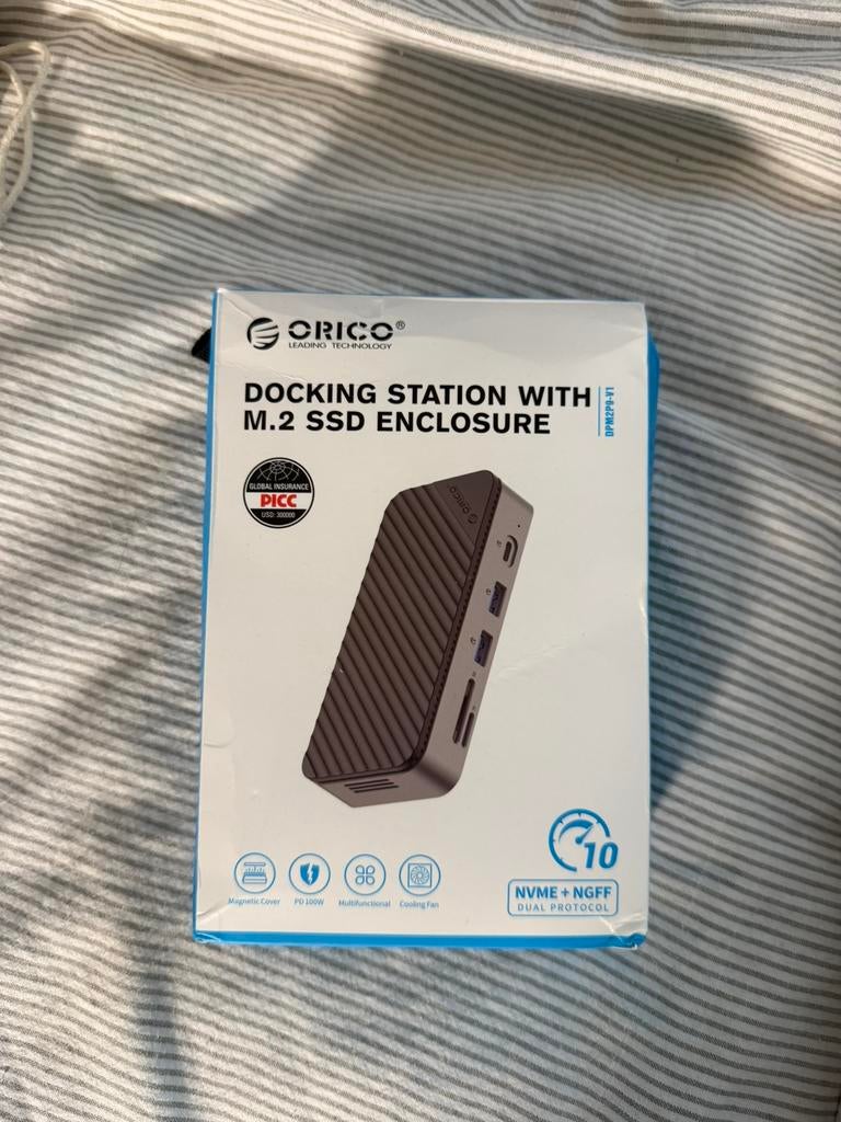 ORICO 9-in-1 USB-C Hub for laptop, macbook, Ophalen of Verzenden, Zo goed als nieuw, Laptop