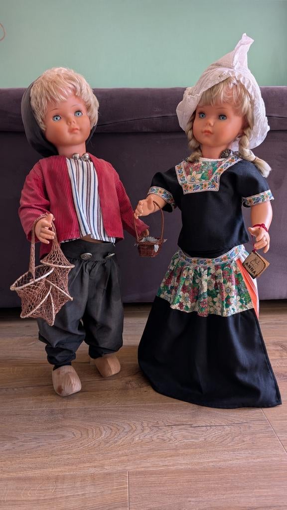Prachtig paar Volendamse klederdracht poppen (Anna Dolls), Ophalen of Verzenden, Overige typen