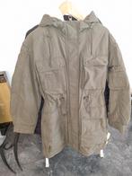 Groene winterjas met capuchon, Kleding | Dames, Jassen | Winter, Ophalen of Verzenden