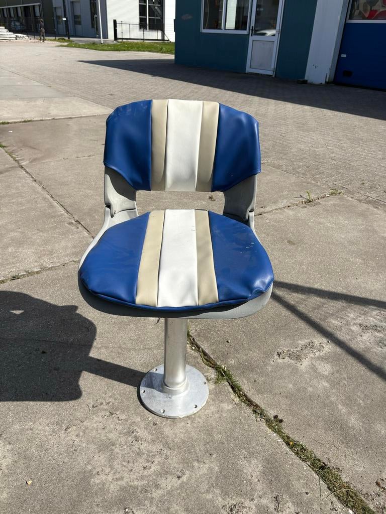 Bootstoel met verstelbare poot, Watersport en Boten, Bootonderdelen, Ophalen, Gebruikt, Overige typen, Zeilboot of Motorboot