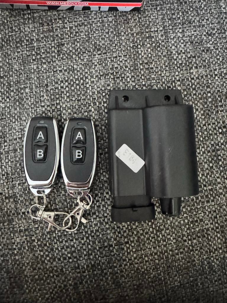 CDI unit met begrenzer en afstandsbediening Piaggio 4T 2V, Fietsen en Brommers, Brommeronderdelen | Scooters, Ophalen of Verzenden