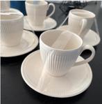 Wedgwood Windsor. Kop en schotel. 7 stuks, Huis en Inrichting, Keuken | Servies, Ophalen of Verzenden, Zo goed als nieuw, Wedgwood