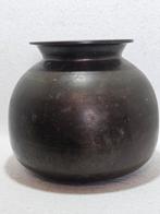 Antieke Mughal bronzen waterpot India Nepal, Antiek en Kunst, Ophalen of Verzenden
