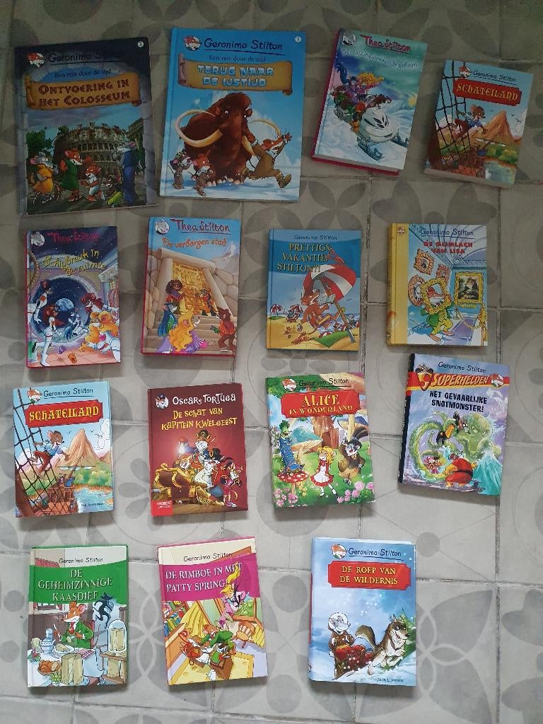 15x Geronimo en Thea Stilton boeken, Ophalen of Verzenden, Gelezen, Geronimo Stilton, Fictie algemeen