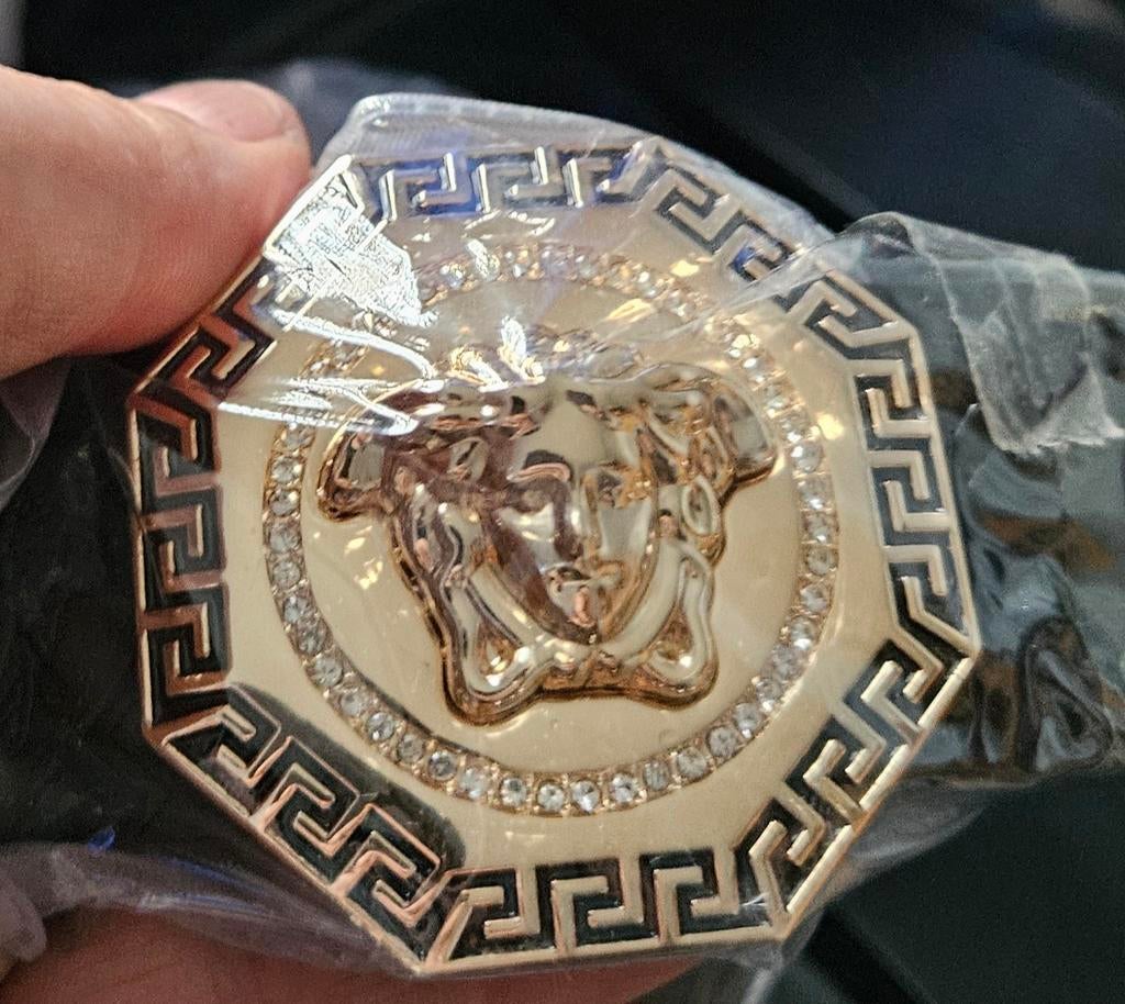Zwarte Versace riem met gouden Medusa gesp splinternieuwe, Kleding | Heren, Riemen en Ceinturen, Nieuw, Riem of Ceintuur, Versace