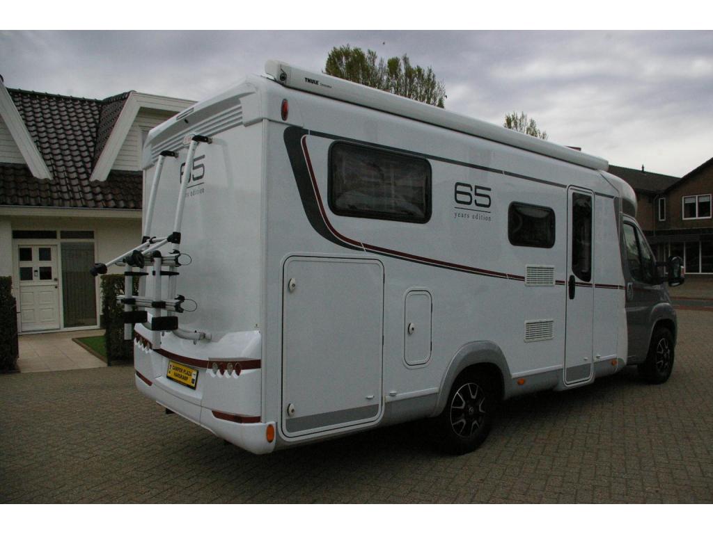 LMC 65 Years Edition V 643 G Enkele bedden, XXL Garage, Caravans en Kamperen, Ringverwarming, Luifel, Airbags, Tot en met 2