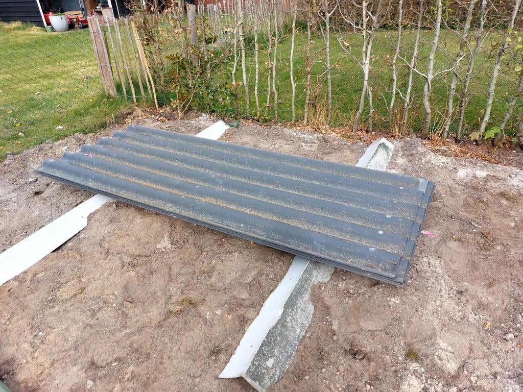 5 GOLFPLATEN. ASBESTVRIJ, Doe-het-zelf en Verbouw, Dakpannen en Dakbedekking, Ophalen, Zwart, 15 m² of meer, Golfplaat