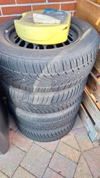 Acht winterbanden op stalen velgen, 205x60 R16, Ophalen, 16 inch, Banden en Velgen, 205 mm