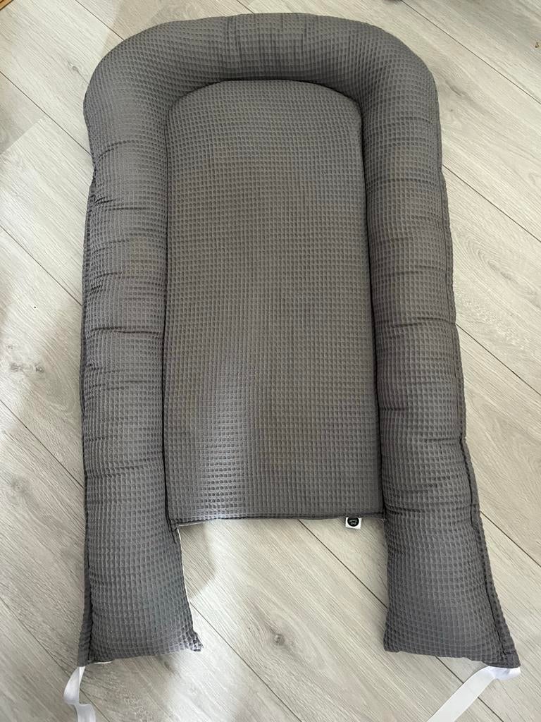 Babynestje 2 stuks, Kinderen en Baby's, Ophalen, Gebruikt